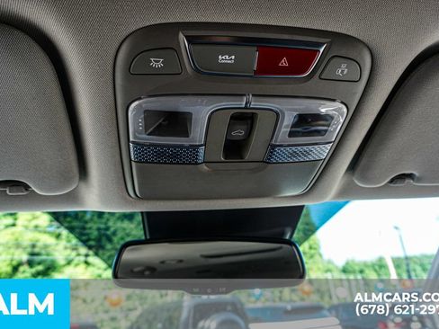 Used 2024 Kia Telluride EX w/ EX Captain's Chair Package FWD image 36
