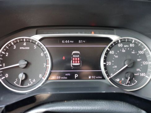 Used 2025 Nissan Pathfinder SV AWD/4WD image 31