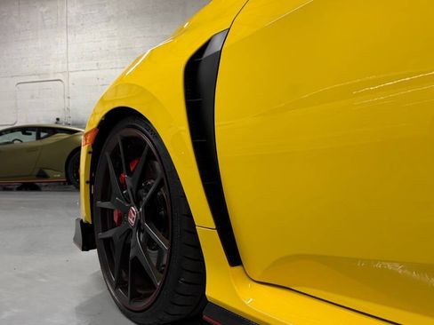 Used 2021 Honda Civic Type R Limited image 28