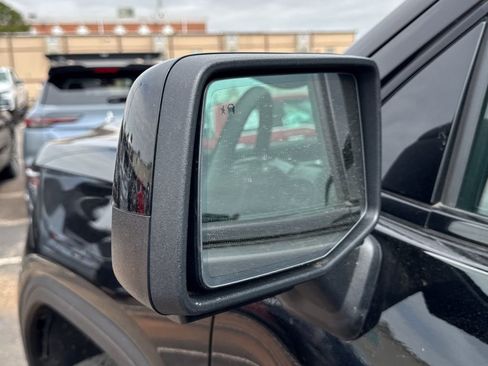 Used 2024 GMC Sierra 1500 AT4 w/ Technology Package AWD/4WD image 43