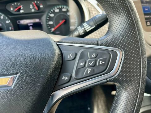 Used 2024 Chevrolet Malibu LT FWD image 19