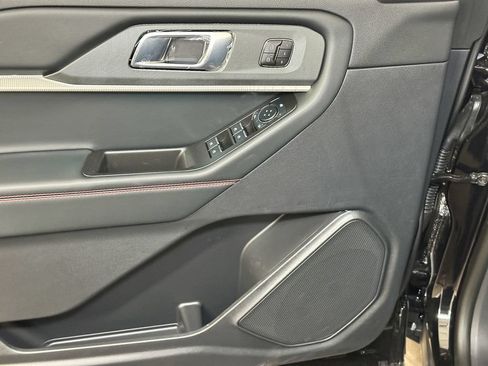 New 2026 Ford Explorer ST-Line w/ ST-Line Street Pack AWD/4WD image 22
