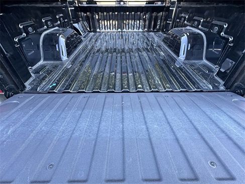 Used 2025 Chevrolet Silverado 1500 RST image 26