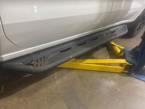 Used 2021 Chevrolet Silverado 1500 LT Trail Boss image 7