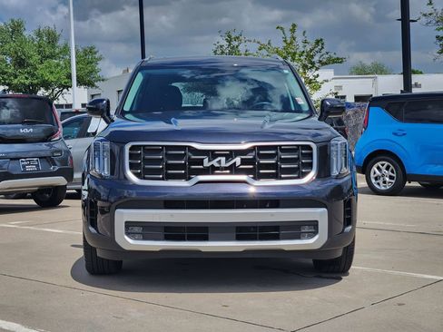 Used 2025 Kia Telluride SX image 11