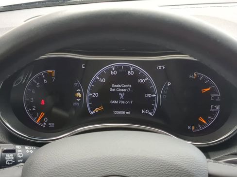 Used 2019 Jeep Grand Cherokee Laredo AWD/4WD image 30