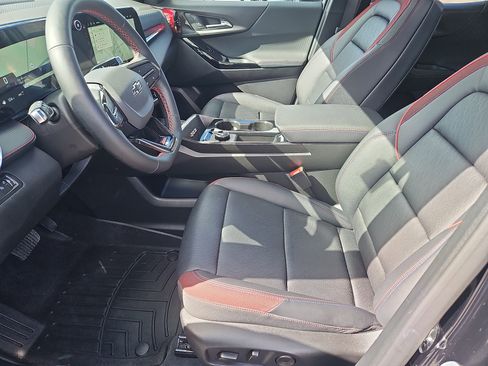 Used 2026 Chevrolet Equinox RS w/ Convenience Package III image 35