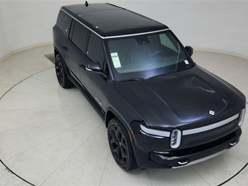 Used 2024 Rivian R1S Adventure image 78