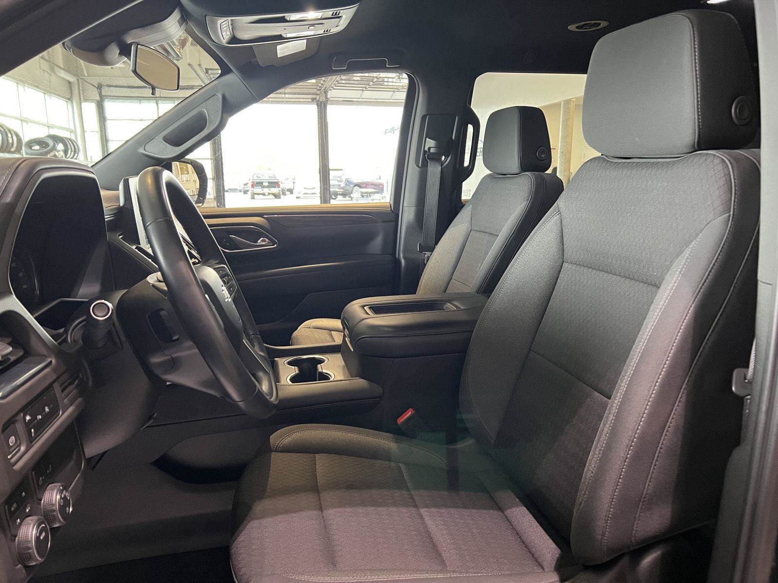 Used 2023 Chevrolet Tahoe LS AWD/4WD image 15