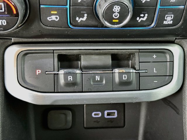 Used 2020 GMC Acadia SLE FWD image 17