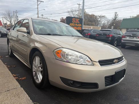 Used 2011 Chevrolet Impala LTZ image 8