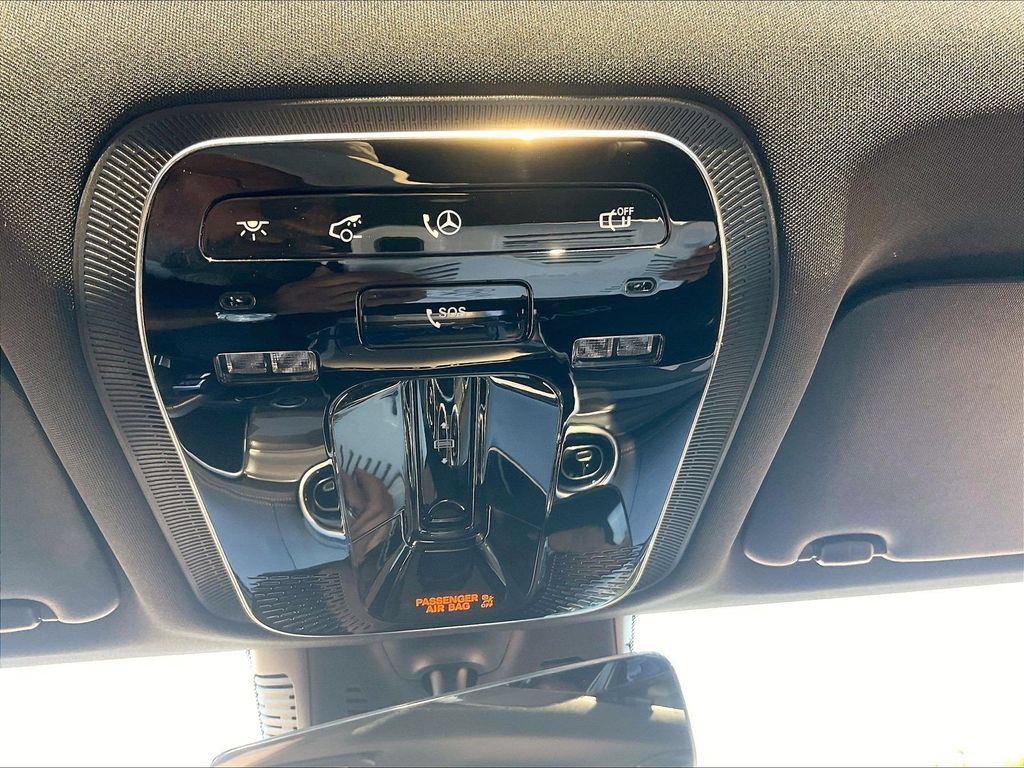 Used 2026 Mercedes-Benz GLC 300 image 17