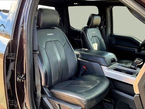 Used 2019 Ford F150 Platinum w/ Equipment Group 701A Luxury image 7