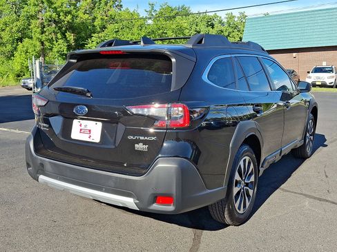 Certified 2024 Subaru Outback Limited AWD/4WD image 7