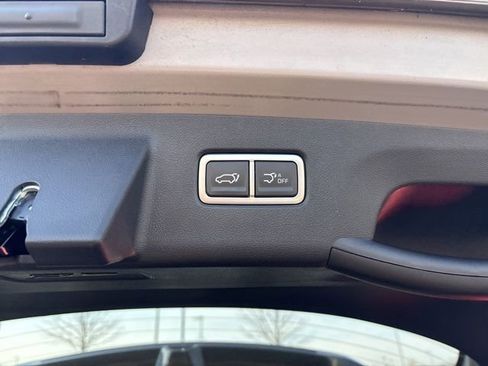 Used 2024 Kia Sorento SX Prestige w/ Olive Brown Leather Package image 14