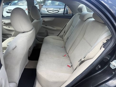 Used 2013 Toyota Corolla L FWD image 11
