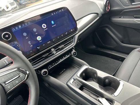 New 2026 Chevrolet Equinox EV RS image 30