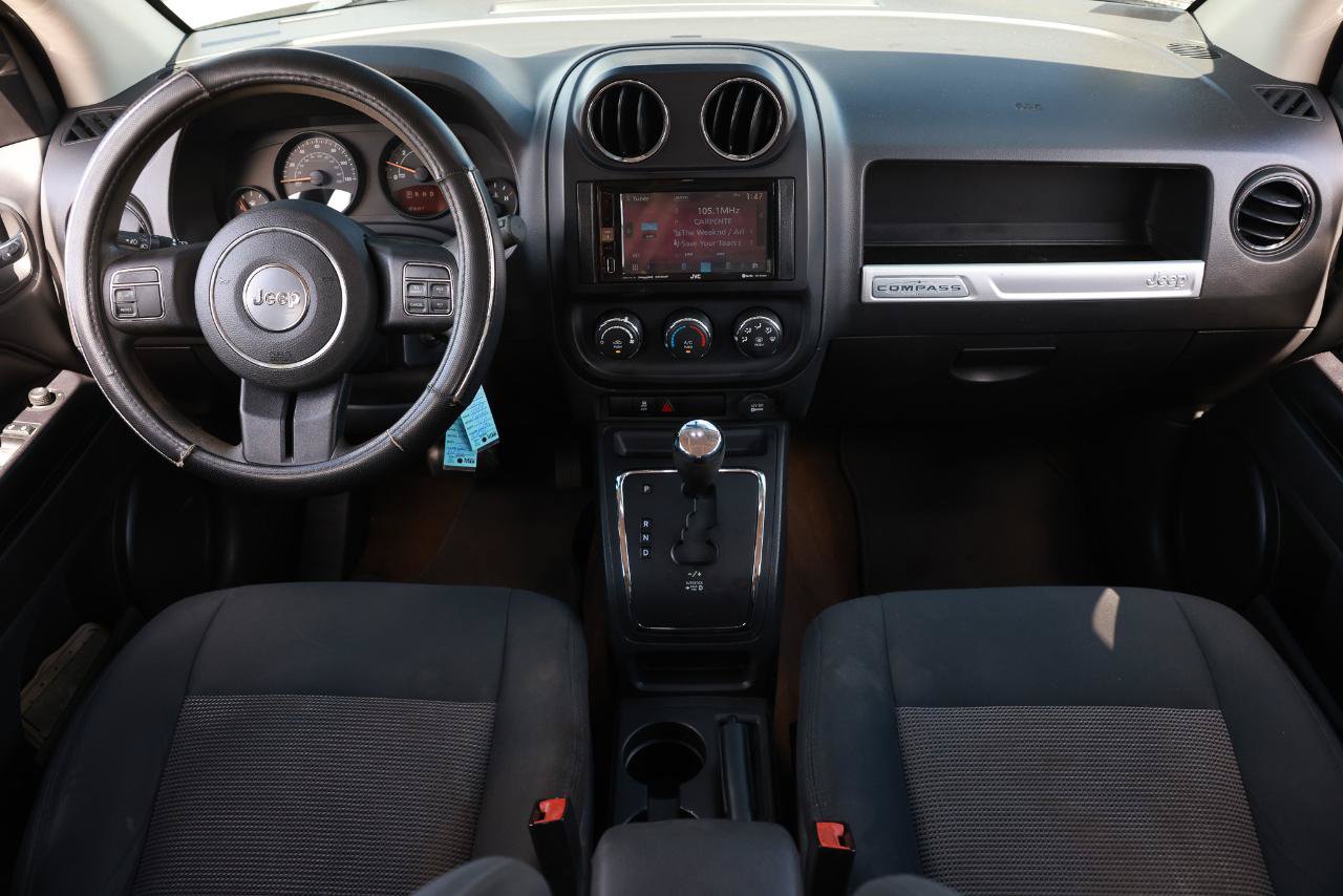 Used 2014 Jeep Compass Sport w/ Power Value Group FWD image 2