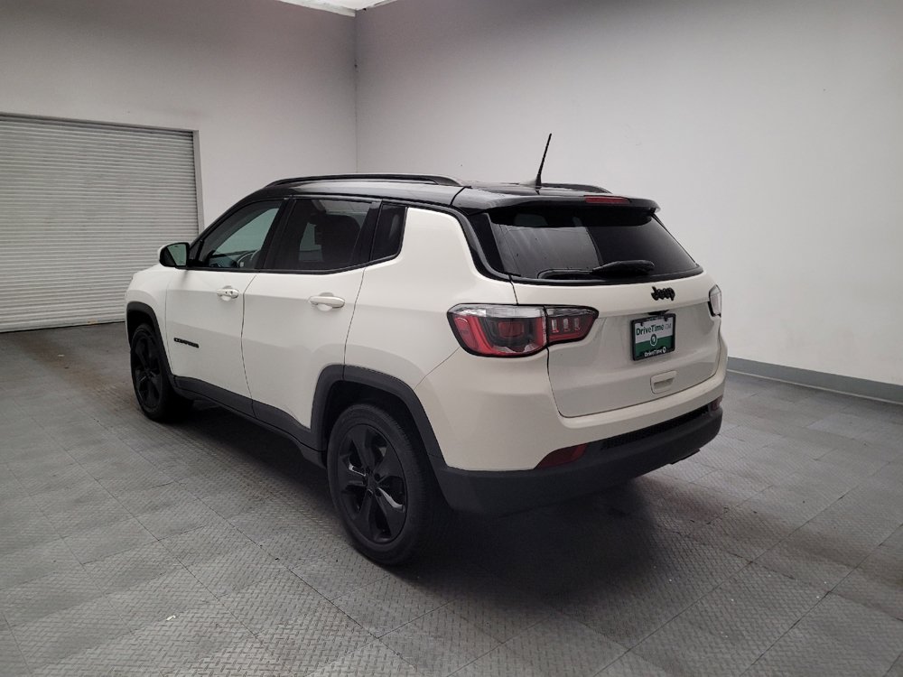 Used 2020 Jeep Compass Latitude FWD image 5