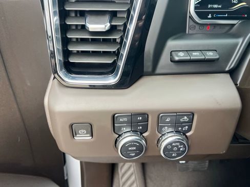 Used 2023 GMC Sierra 1500 Denali w/ Technology Package image 56