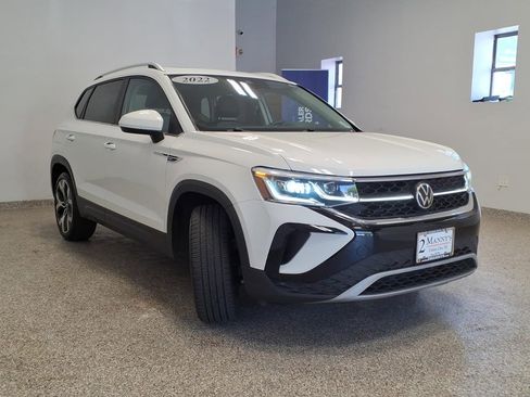 Used 2022 Volkswagen Taos SEL AWD/4WD image 3