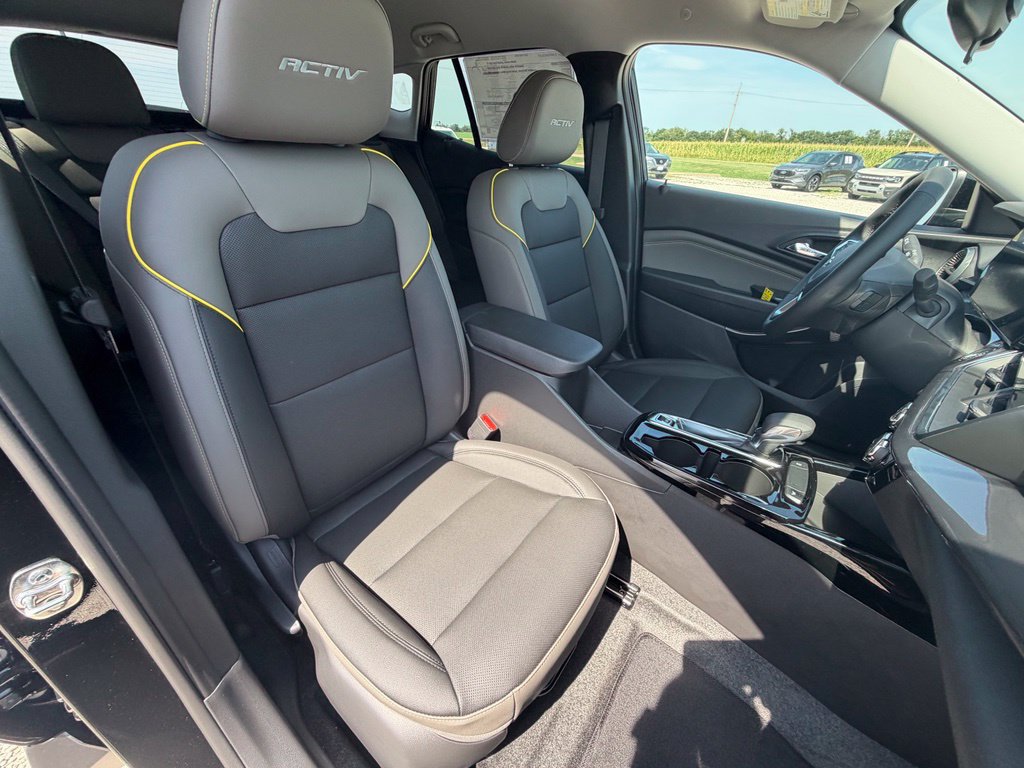 New 2026 Chevrolet Trax ACTIV w/ Driver Confidence Package FWD image 29