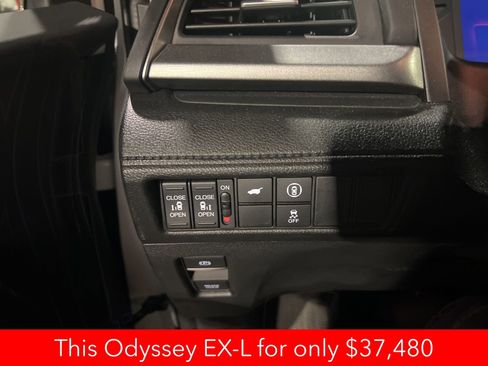 Used 2024 Honda Odyssey EX-L image 17