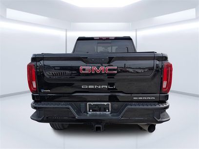 Used 2022 GMC Sierra 2500 Denali w/ Denali Black Diamond Edition