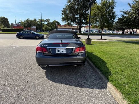 Used 2014 Mercedes-Benz E 350 Cabriolet image 3