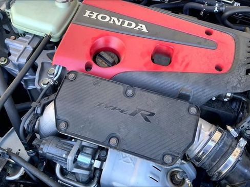 Certified 2024 Honda Civic Type R image 32