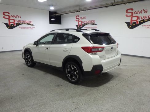 Used 2020 Subaru Crosstrek 2.0i Premium AWD/4WD image 2