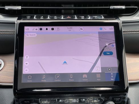 Used 2025 Jeep Grand Cherokee Summit w/ Adv Protech Group IV AWD/4WD image 22