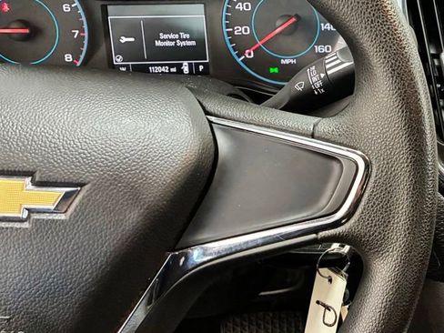 Used 2016 Chevrolet Cruze LS FWD image 12