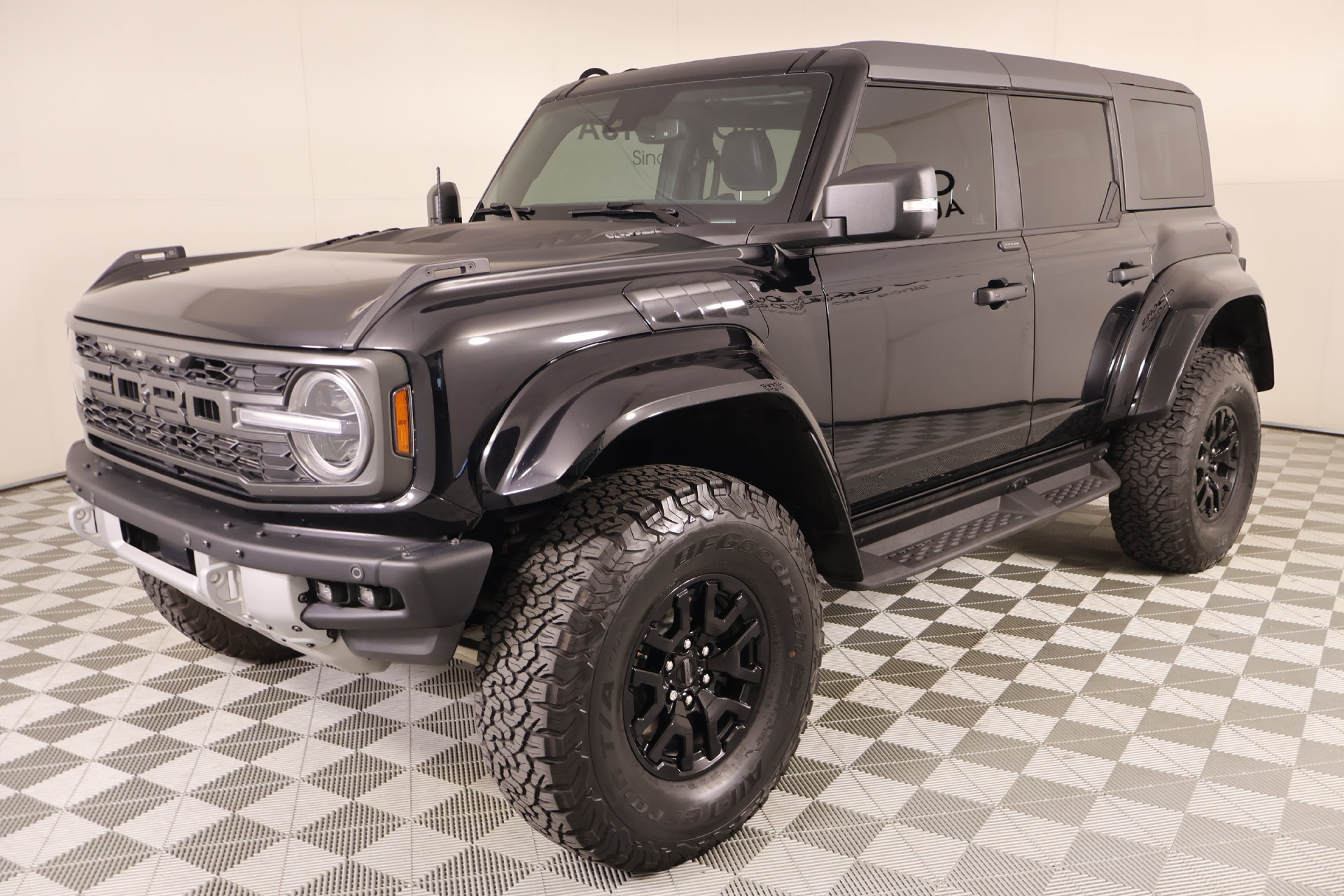 Used 2024 Ford Bronco Raptor AWD/4WD image 12