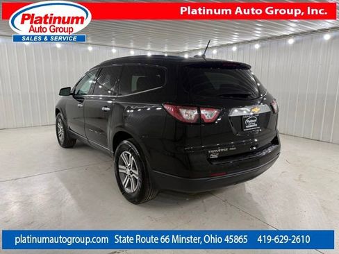 Used 2017 Chevrolet Traverse LT AWD/4WD image 3
