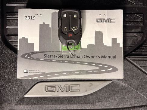 Used 2019 GMC Sierra 1500 SLT w/ SLT Premium Plus Package AWD/4WD image 47