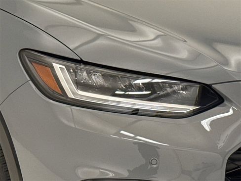 New 2026 Honda HR-V EX-L image 5