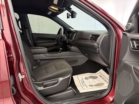 Used 2024 Dodge Durango GT w/ Blacktop Package AWD/4WD image 11