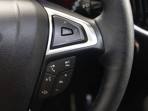 Used 2024 Ford Edge SEL w/ Convenience Package image 33