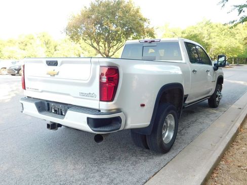 Used 2023 Chevrolet Silverado 3500 High Country AWD/4WD image 4