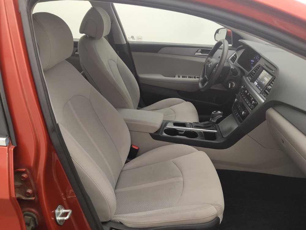 Used 2017 Hyundai Sonata SE FWD image 21