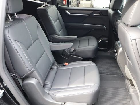 New 2025 GMC Acadia Elevation w/ Elevation Premium Package image 23