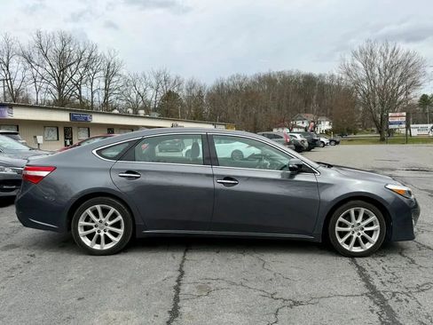 Used 2014 Toyota Avalon Limited w/ Technology Package image 9