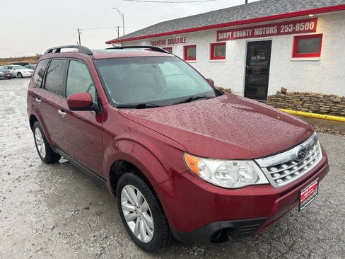 Used 2011 Subaru Forester 2.5X Premium image 1