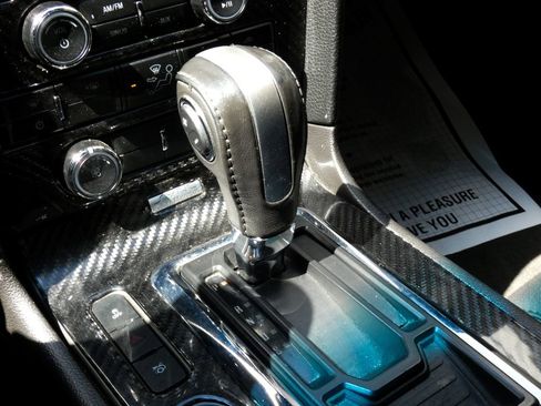 Used 2013 Ford Mustang GT image 13