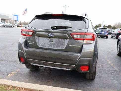 Used 2023 Subaru Crosstrek 2.0i Premium image 11