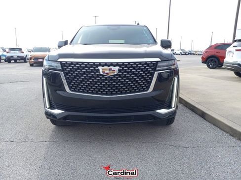 Used 2023 Cadillac Escalade ESV Premium Luxury image 18