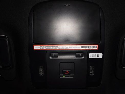 Certified 2025 Toyota Camry SE image 21