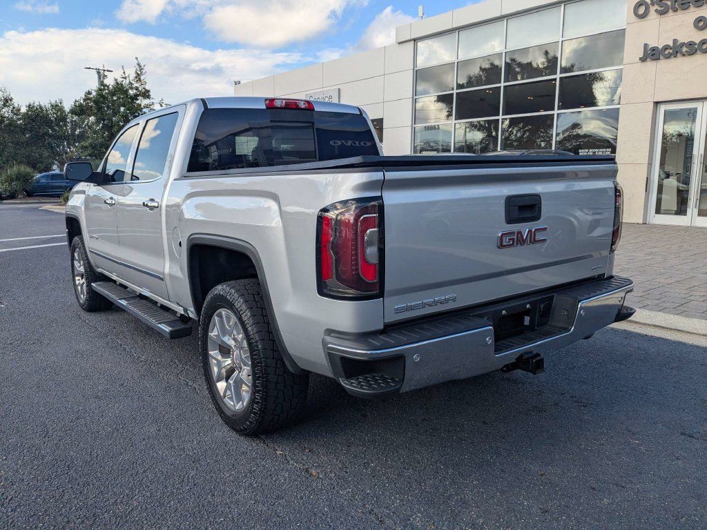 Used 2018 GMC Sierra 1500 SLT AWD/4WD image 4
