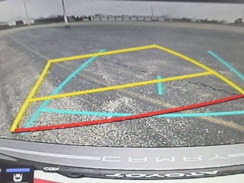 Used 2023 Toyota Camry LE w/ Convenience Package image 9